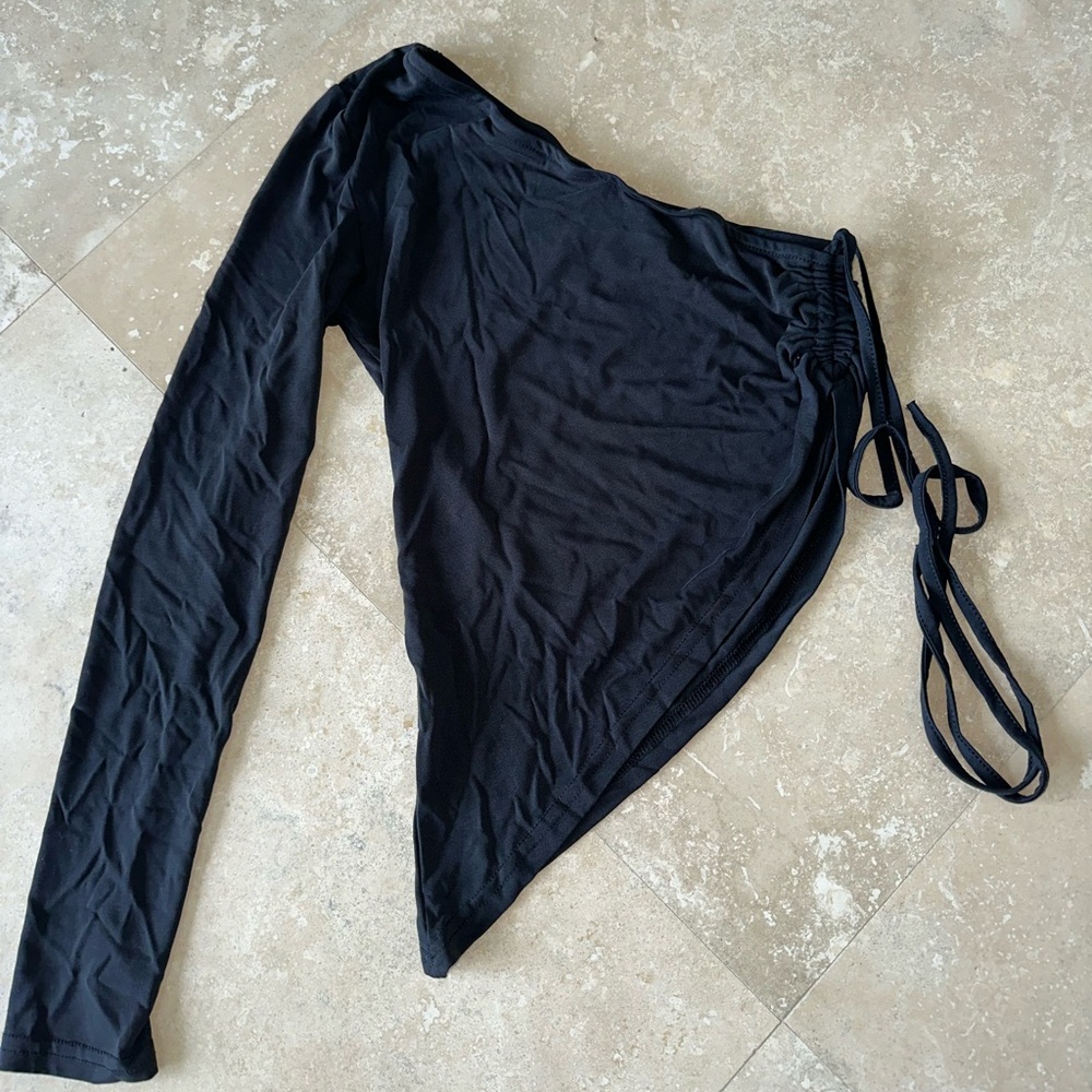 Edikted Black Top with Pink Label